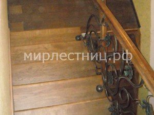 № 41 к - 5.   Разрыв ограждения на площадке.