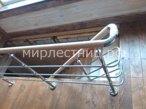 № 105 к - 6.   Сварное крепление рейлингов к стойкам.