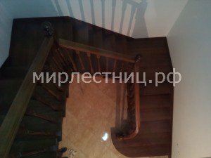 №116 к - 10.    Лестница с поворотом на 180º через две площадки.