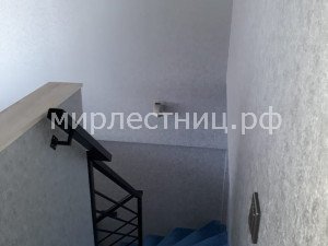 № 121 к.8.  Пристенный поручень.