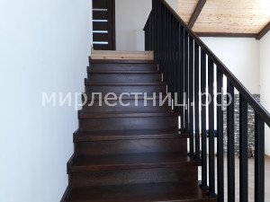 № 131 к.     Лестница с кованным штучным ограждением. - 2