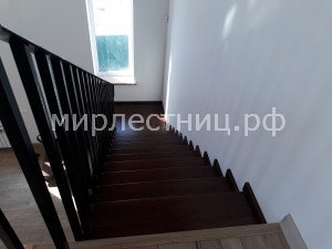 № 131 к.     Лестница с кованным штучным ограждением. - 4