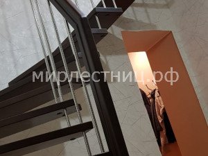 № 141 б.2.    Ломанный поворот поручня (поворот на 90º).