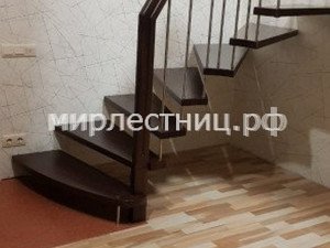 № 141 б.    Больцевая дубовая лестница с современным ограждением из нержавеющей стали. - 9