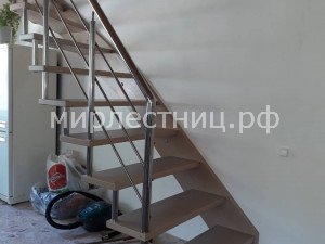 № 142 б.1.   Ограждение из нержавеющей стали. Опуск поручня в пол. 