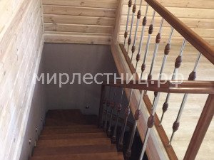 № 148 к.3.    Ограждение балюстрады с подбалясной доской.