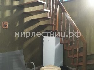 № 166 б.    Дубовая больцевая лестница. - 6
