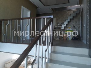 № 170 к.    Лестница без ограждения на плоских чистовых косоурах. - 1