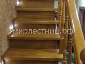 № 139 к.   Классическая лестница в двухуровневой квартире.