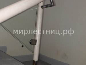 № 206 к.2.  Крепление пристенного поручня к стойки ограждения.