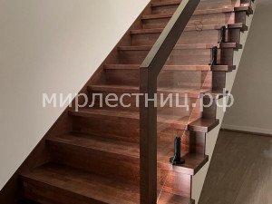 № 229 к.1. Стекло на мини стойках