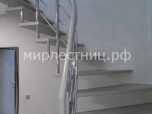 № 198 б.    Больцевая лестница с современным ограждением из нержавеющей стали. - 9