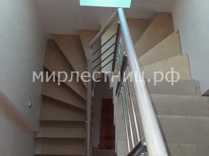 № 192 к.4.    Веерный разворот ступеней на 180 градусов.