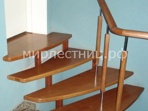 № 38 к.   Лестница в гараже.