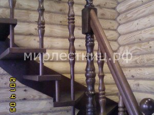 № 83 б.   В основании лестницы больцы и тетива.
