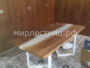 Стол №9 (0).