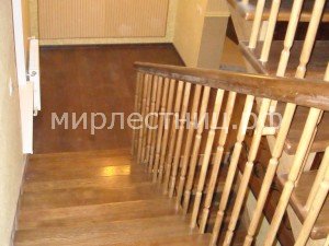 № 32 к - 3.   По две балясины на стандартную ступень.