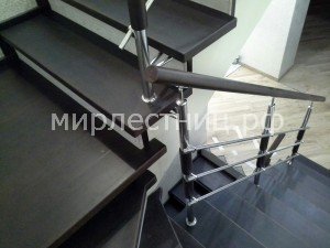 № 84 к - 3.   Разрыв ограждения на повороте.