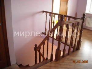 № 34 к - 5.  Балюстрада с точеными балясинами и столбами.