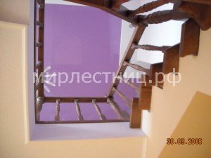 № 34 к - 7.  Вид снизу ограждения лестницы и балюстрады.
