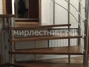 № 67 б - 1.   Округлая пригласительная ступень.