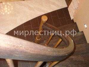 № 69 б.4.   Поручень 3d формы. Столб в начале ограждения.