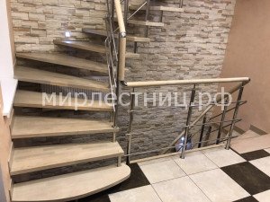 № 88 б - 4.   Излом поручня. Переход ограждения лестницы в балюстраду.