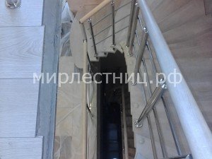 № 88 б - 7.  Лестница на три этажа. 