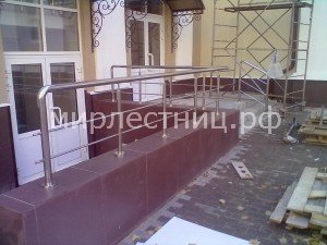№ 94 ОГ - 1.   Ограждение с двумя рейлингами.