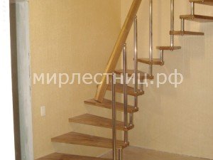№ 15 б.   Лестница на больцах с вертикальным ограждением из нержавеющей стали.